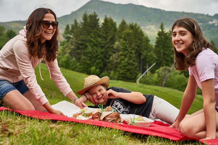 picnic boschetto con caravan trio