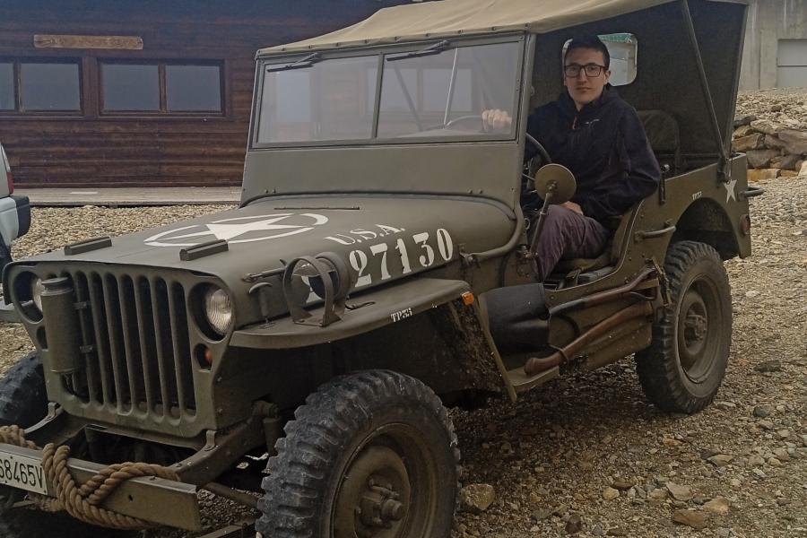 Raduno mezzi militari storici  Raduno mezzi storici militari