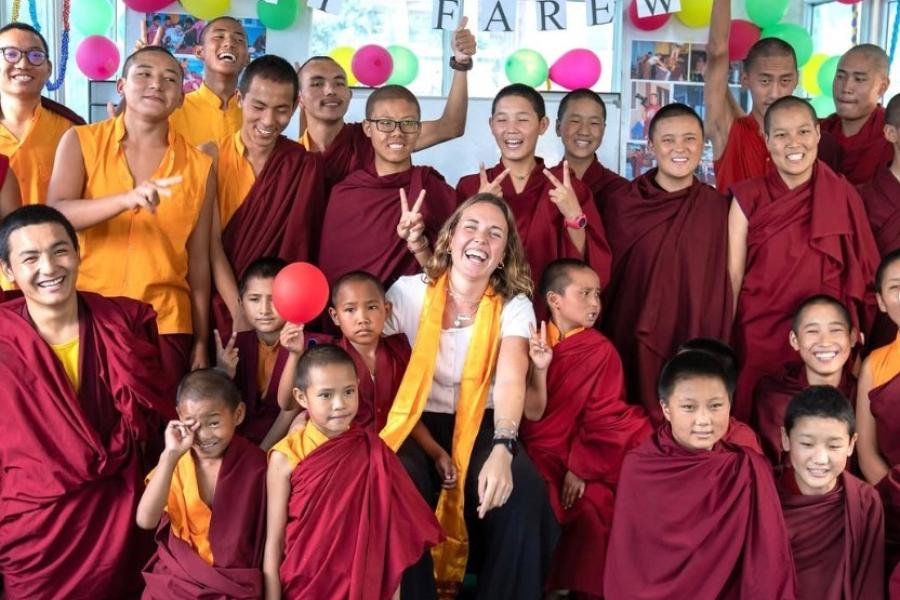 amo  A.MO: riflessi di un viaggio emotivo e spirituale