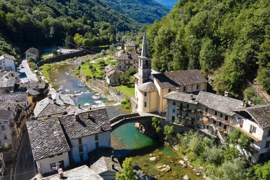Una Boccata d'Arte - Se ascolti tutto ti risponde