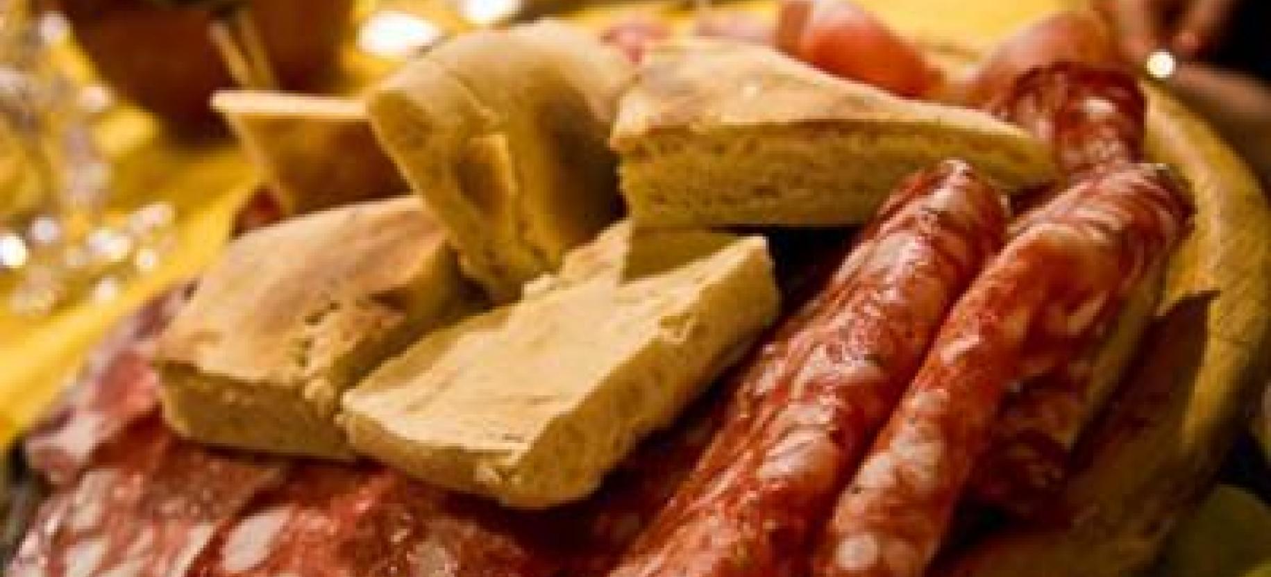 Merenda sinoira tra i sapori dell'Umbria