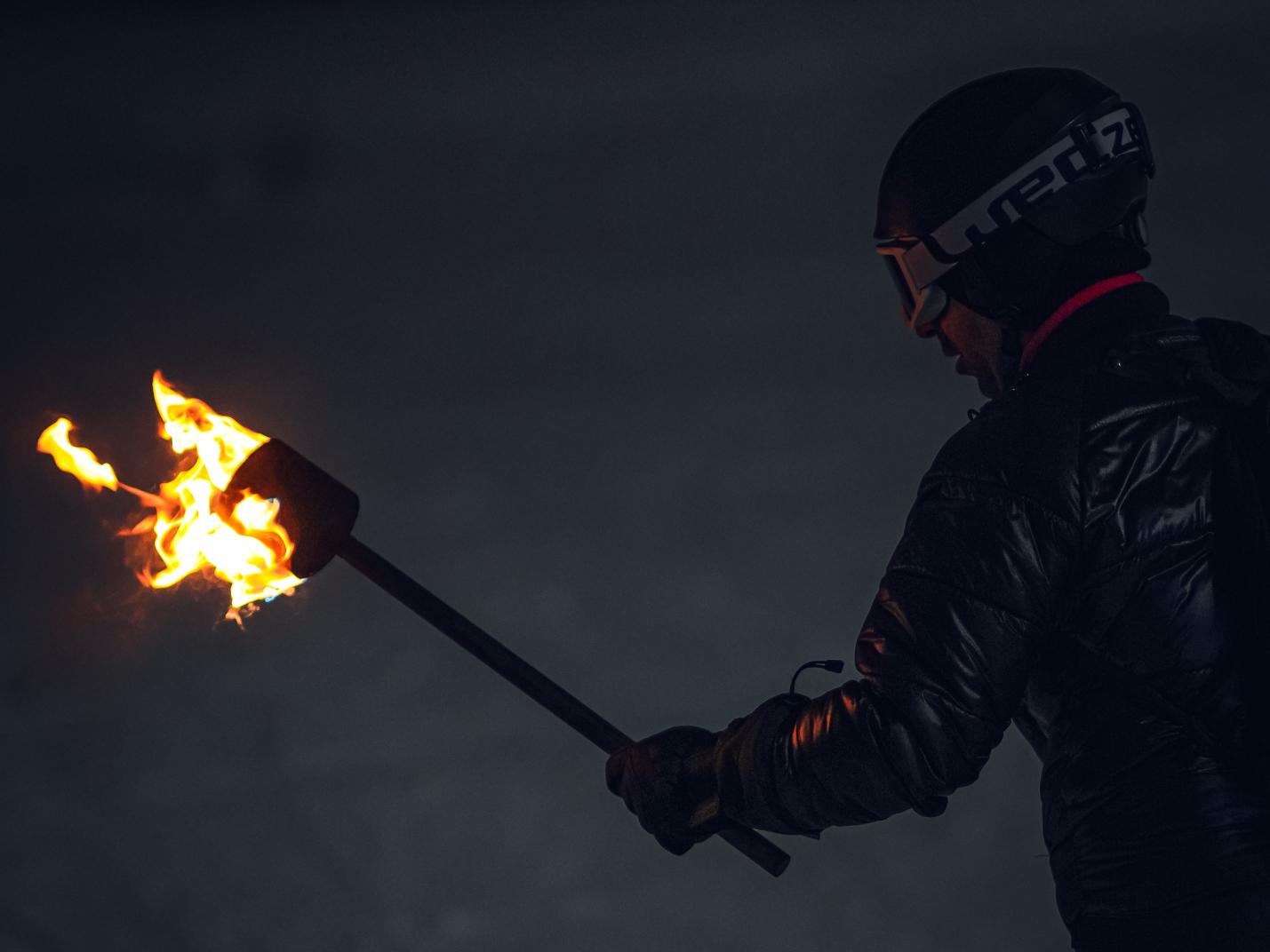 Torchlight procession of the Champoluc ski instructors