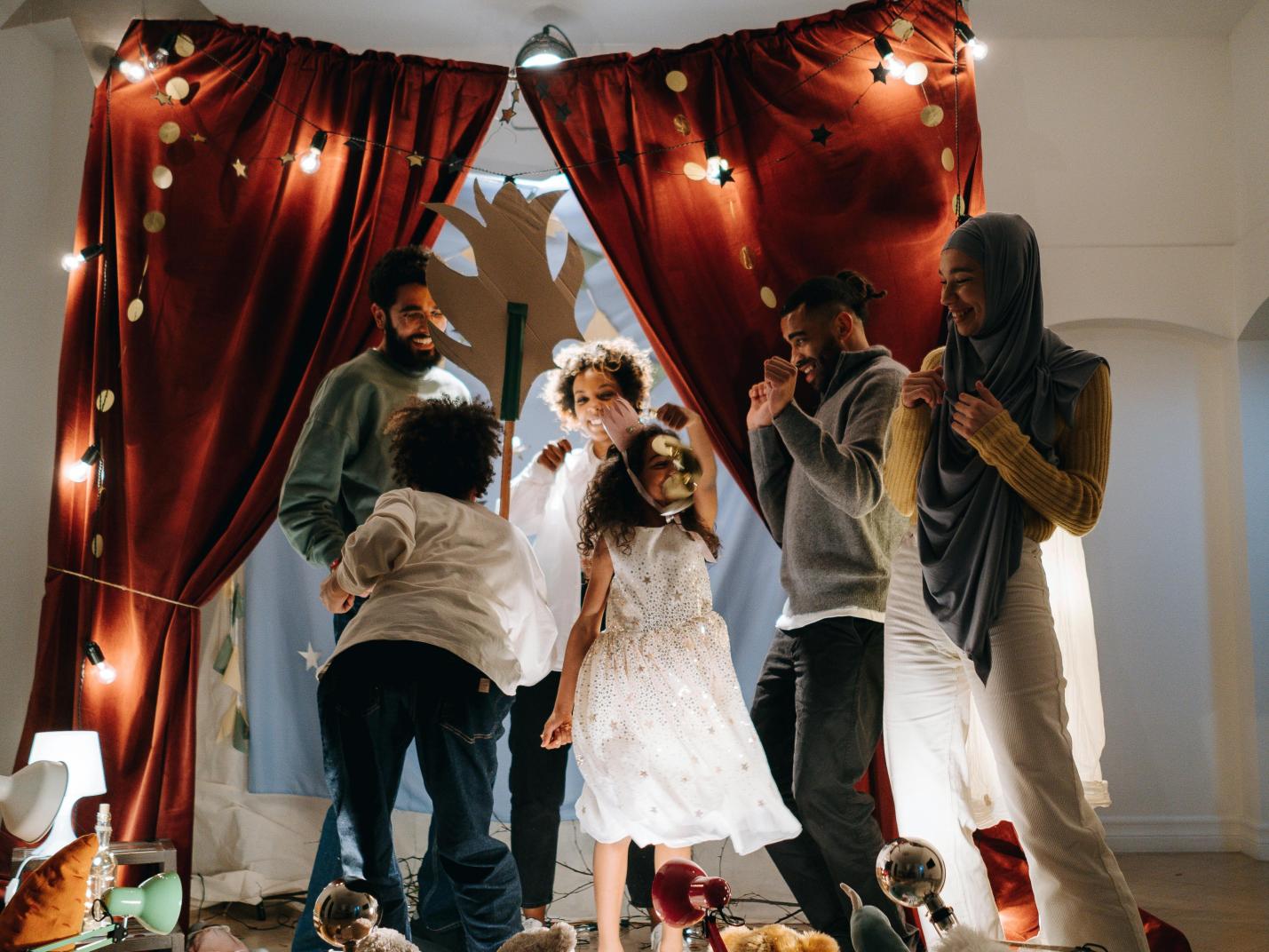 Spettacolo teatrale per ragazzi - RAFAEL SORRYSO