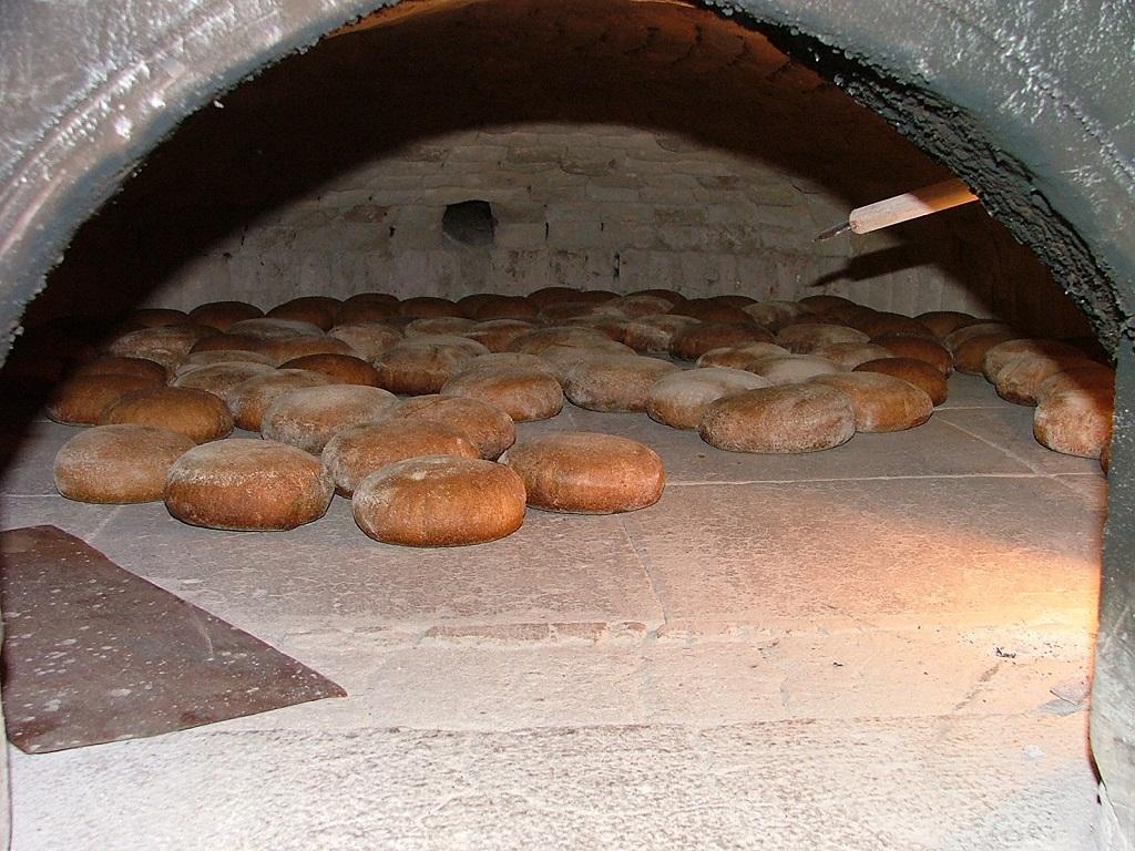 Festa del pane nero a Outre-Lève