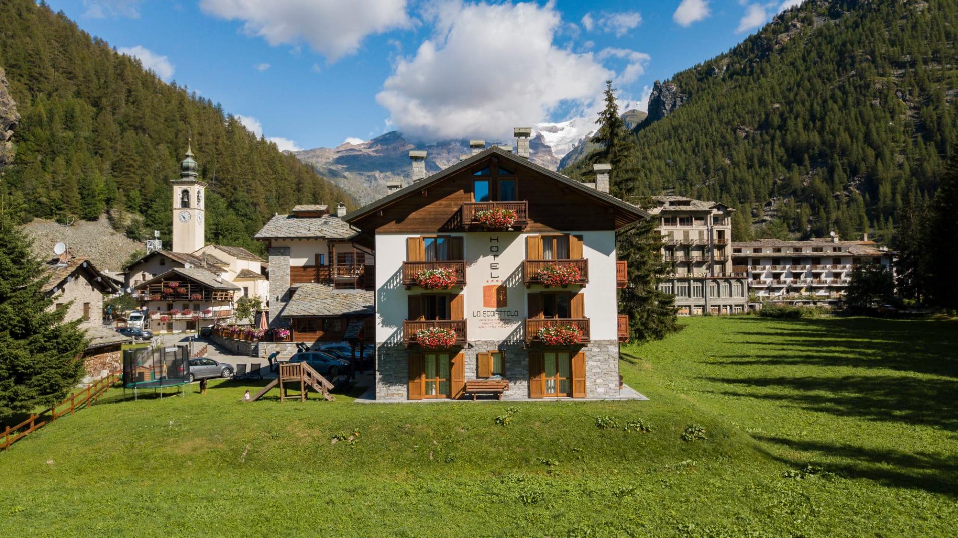 HOTEL LO SCOIATTOLO