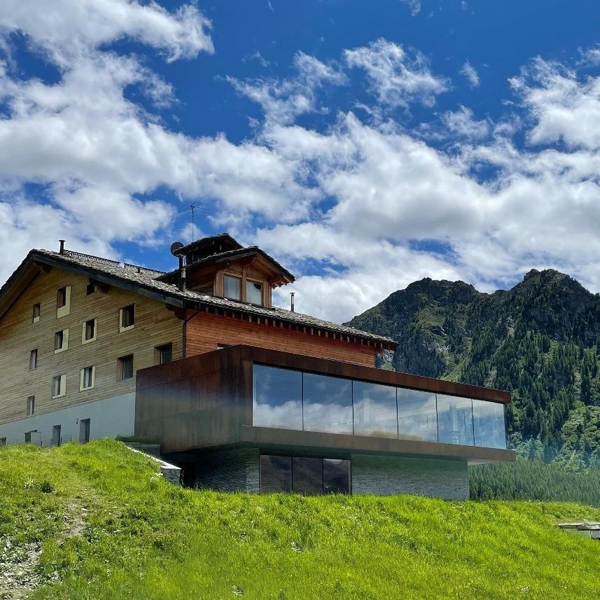 Alpine Crest