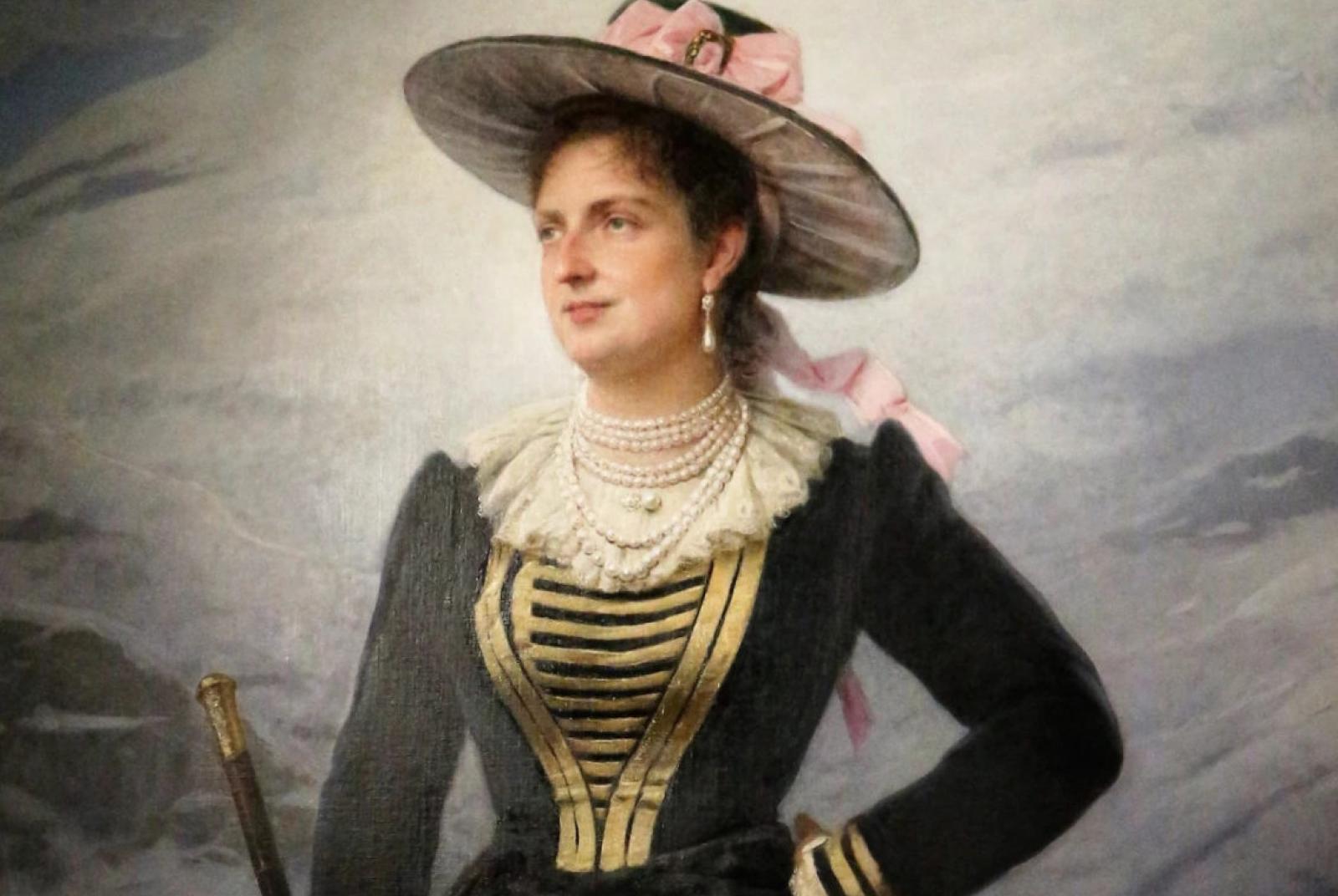 La Regina in costume  Mostra fotografica "Da Margherita alle Nuove Regine del Rosa"