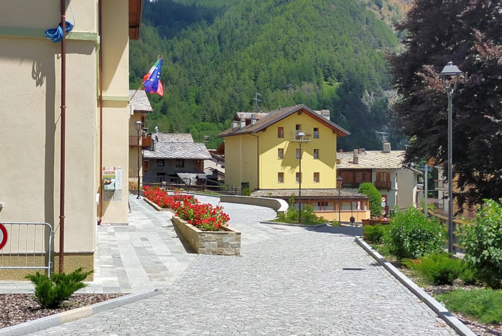 Piazza Municipio Brusson  Escape & Fun Night