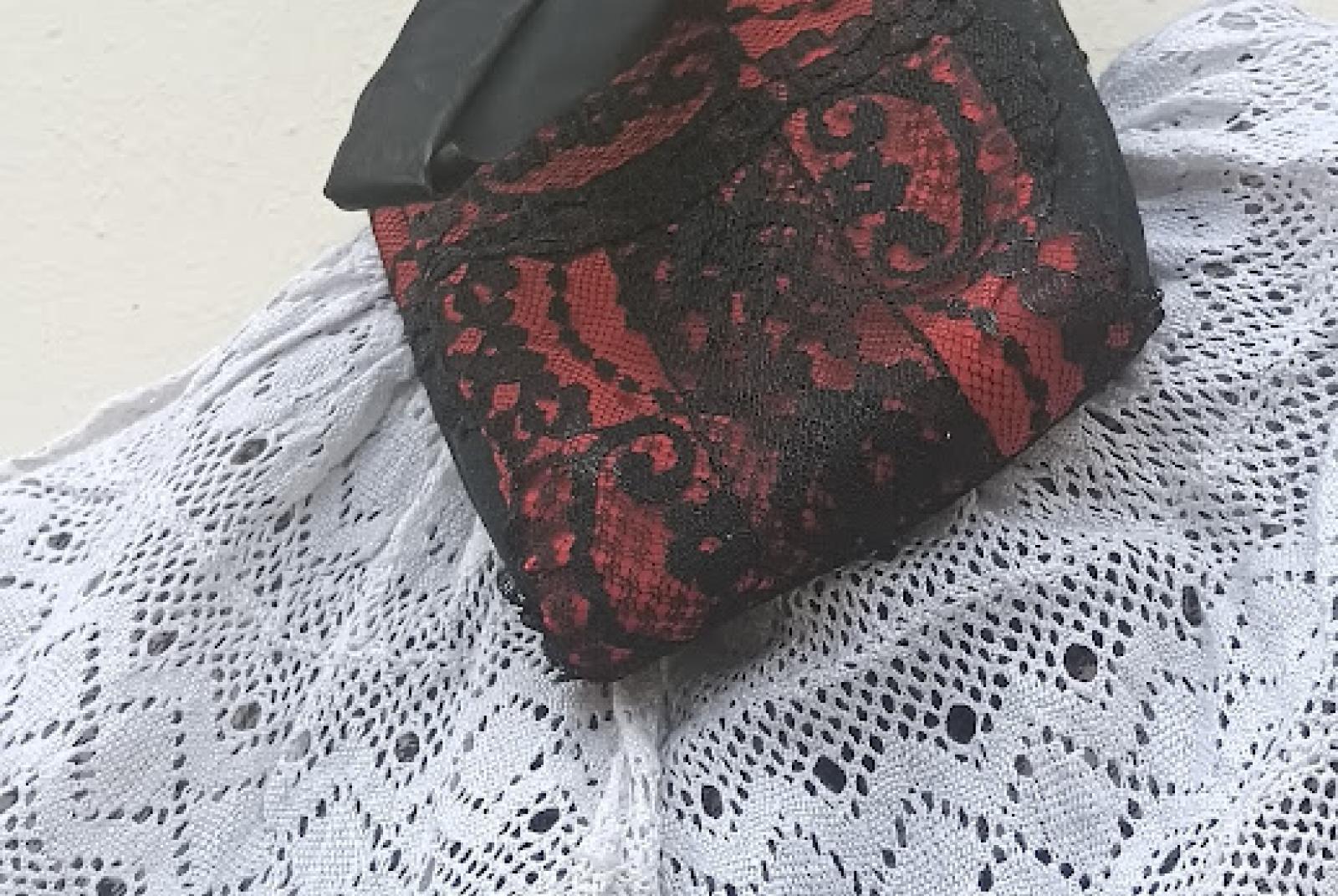 Conferenza sugli abiti tradizionali dell'ottocento di Champorcher