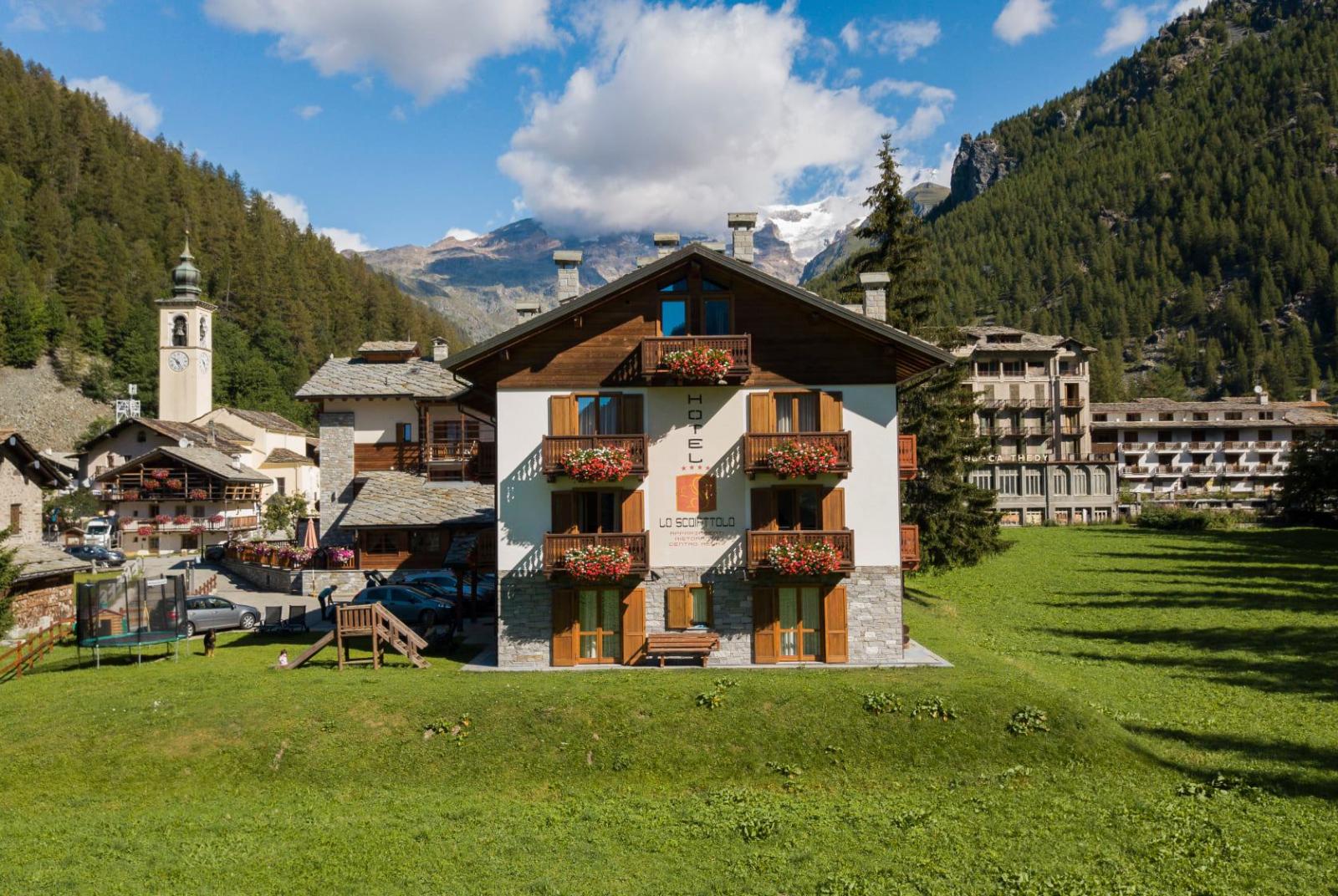 HOTEL LO SCOIATTOLO