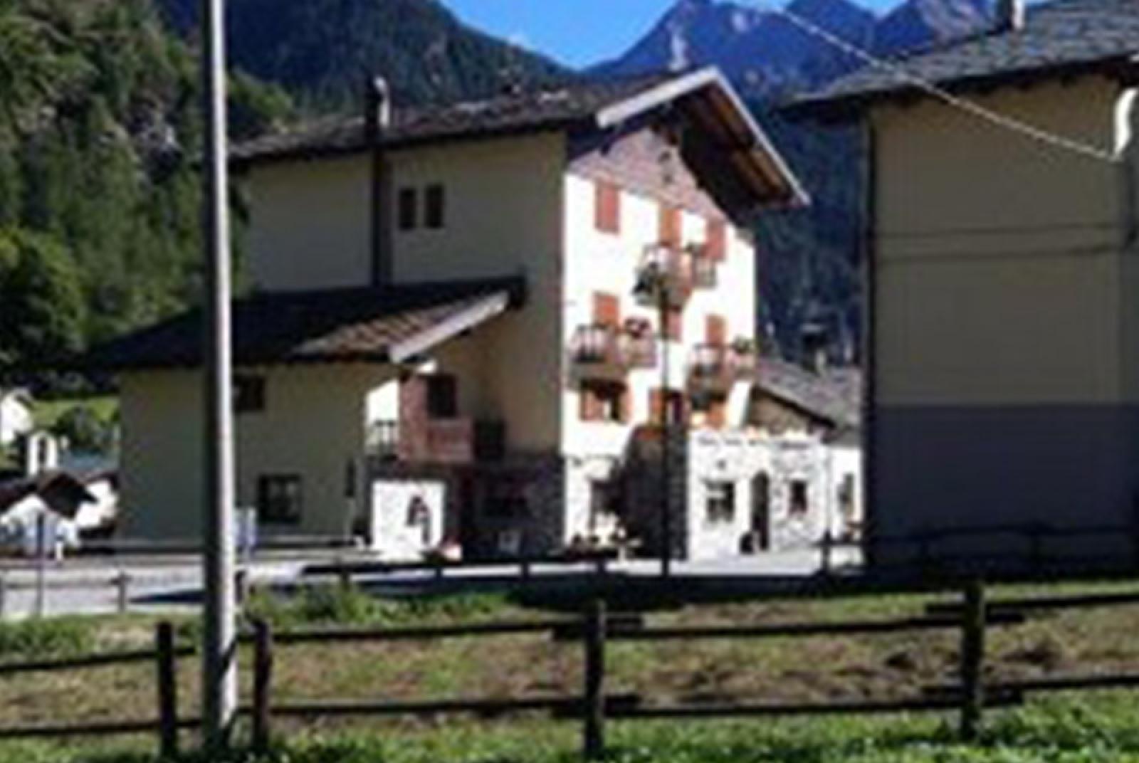 albergo ristorante croce bianca brusson